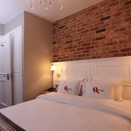 Hotel Q Pera (adults Only) 3*