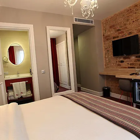 Hotel Q Pera (adults Only) 3*