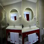 Q Pera (adults Only) 3* Isztambul