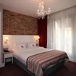 Q Pera (adults Only) Szálloda 3*