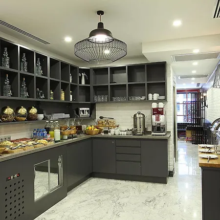 Hotel Q Pera (adults Only) 3*