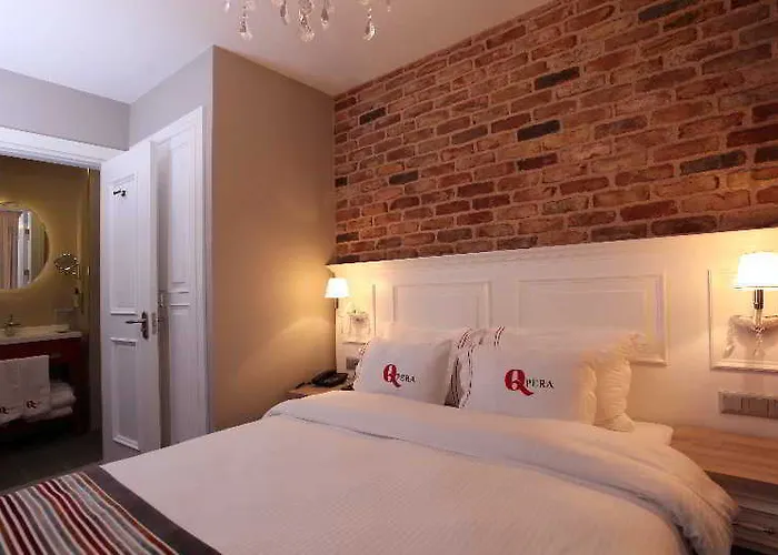 Hotel Q Pera (adults Only) 3*